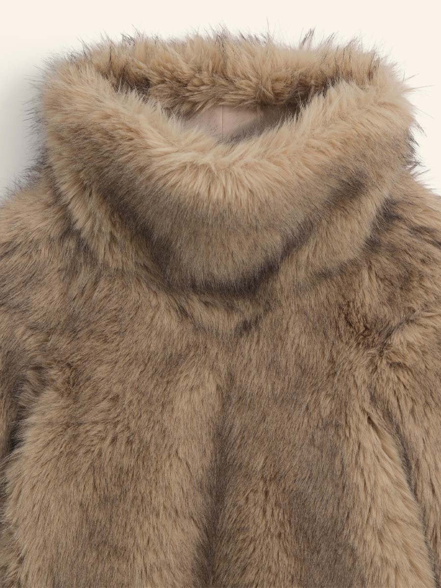 FAUX FUR SWEATSHIRT