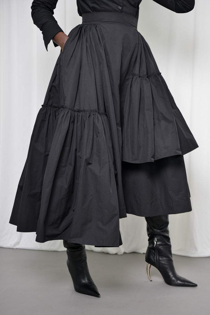 ASYMMETRIC WIND BREAKER SKIRT