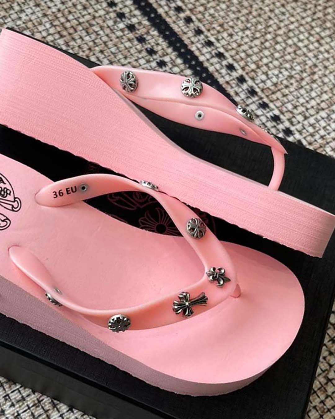 Thick-Soled Slippers