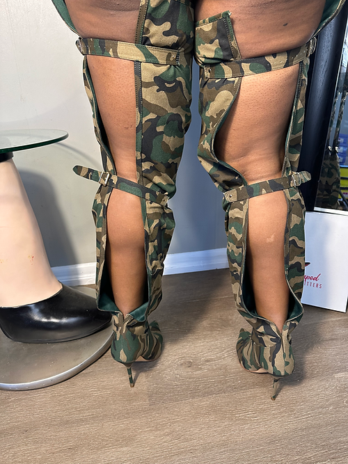 Adjustable Buckles High Boots