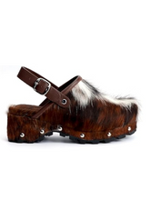 Adjustable Buckle Retro Wool Shoes