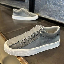 Men's slip-on new breathable low-cut sports and casual shoes